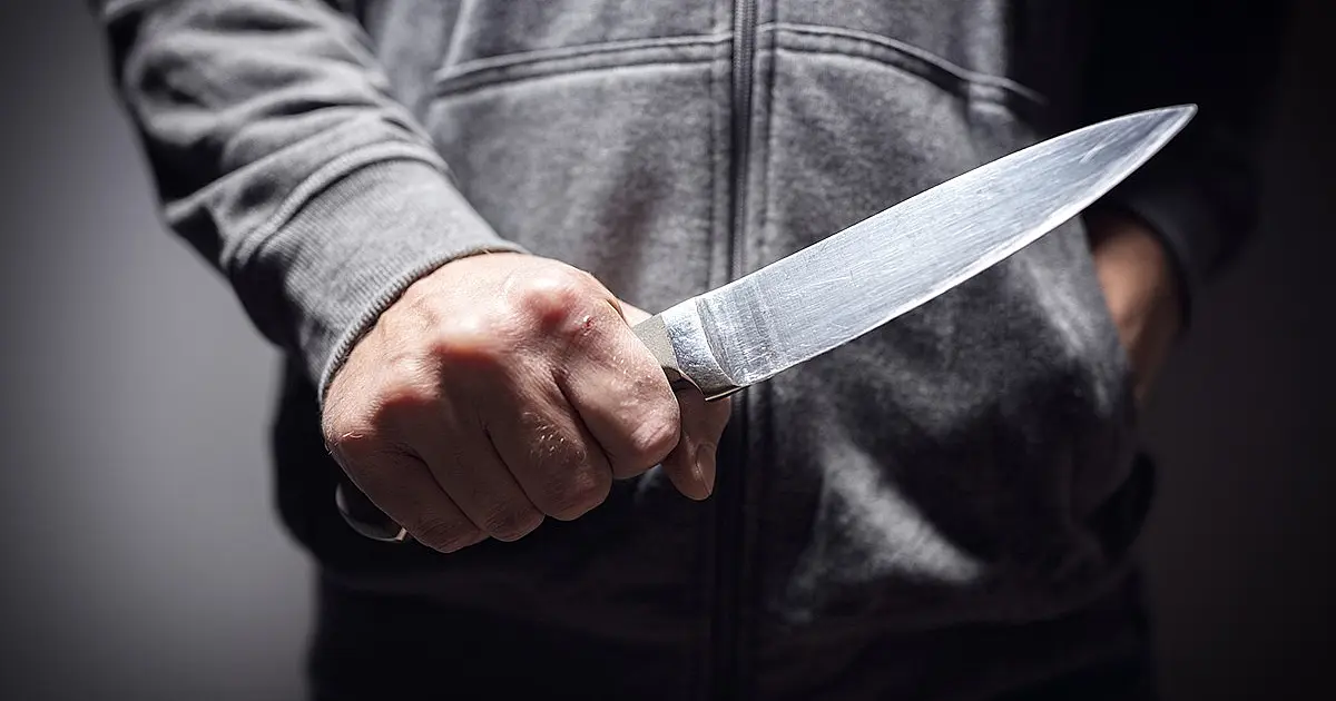 Homem de 45 anos é atacado com faca após desentendimento em Paraibuna