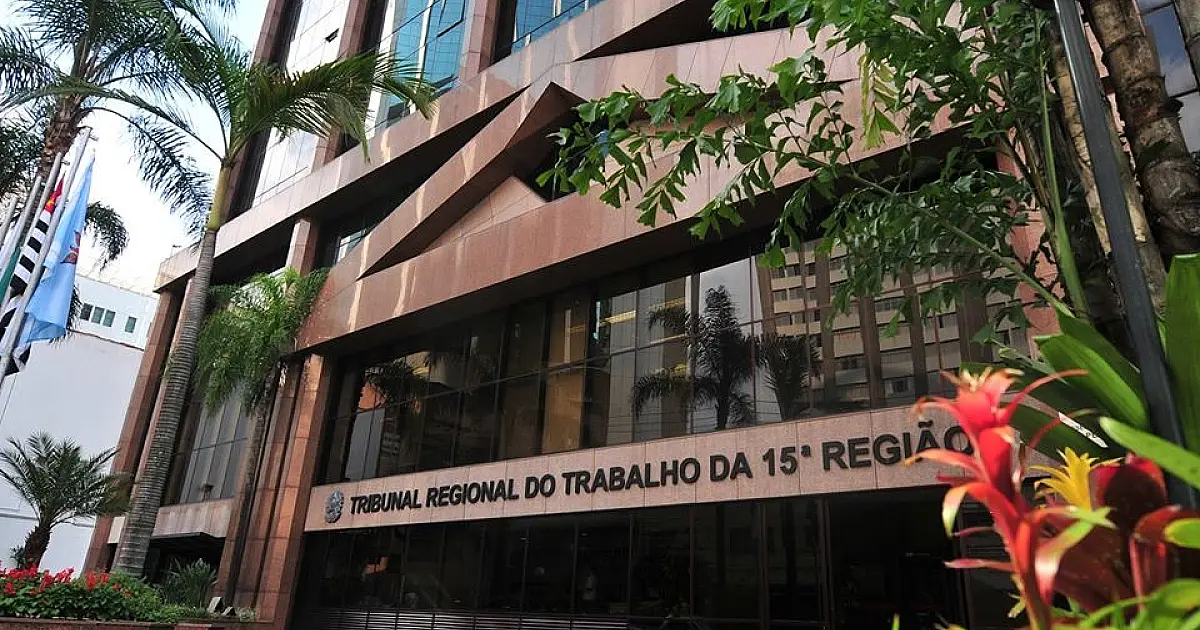 Cancelamento de audiência prolonga impasse entre Urbam e servidores em São José