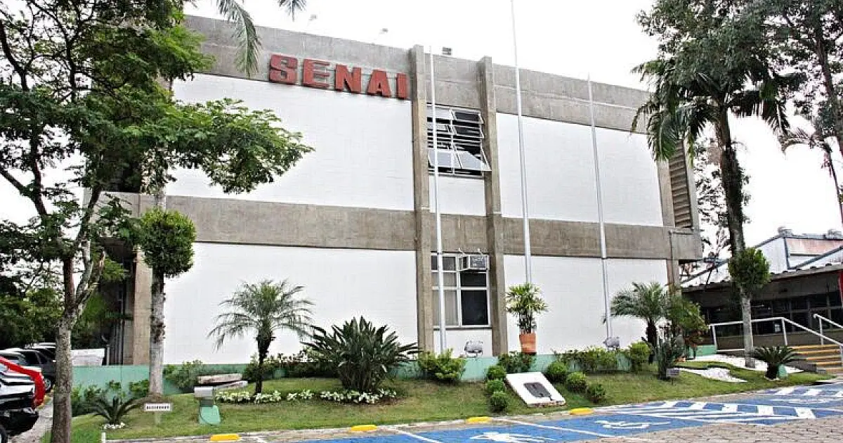 Senai de São José oferece cursos técnicos gratuitos com bolsas de quase R$1 mil reais
