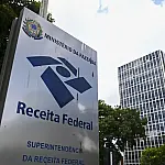 Receita Federal libera R$ 16 bilhões em restituição do Imposto de Renda nesta terça (30)