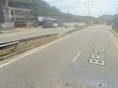 Ataque acontece em frente a BR, no bairro Sumaré, em Caraguatatuba.