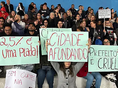 Greve dos servidores entra no 11º dia em Taubaté