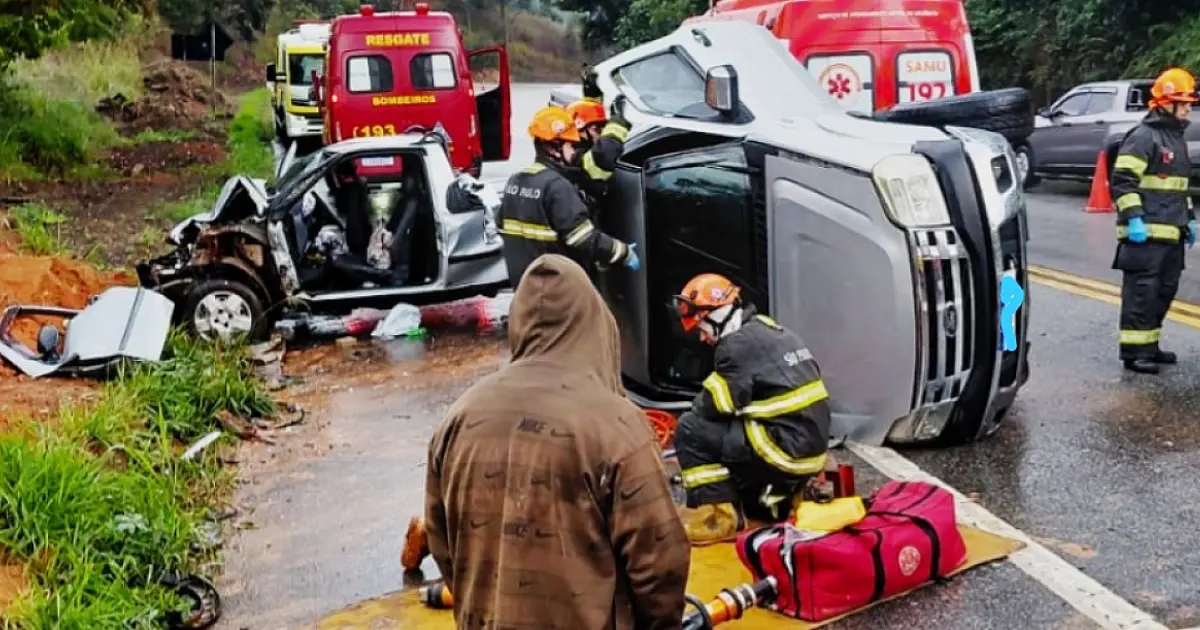 Dois acidentes em menos de 24 horas deixam feridos na Rodovia Floriano Rodrigues Pinheiro