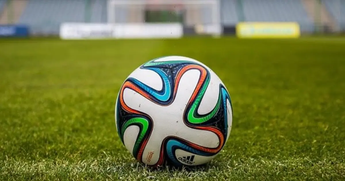 Polícia prende suspeito de injúria racial e ameaça em partida de futebol em Taubaté