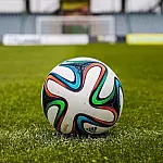 Polícia prende suspeito de injúria racial e ameaça em partida de futebol em Taubaté