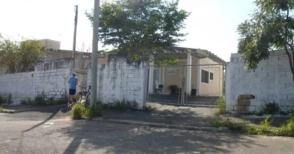 Polícia Civil aguarda laudos para esclarecer mortes de mãe e filho em Taubaté
