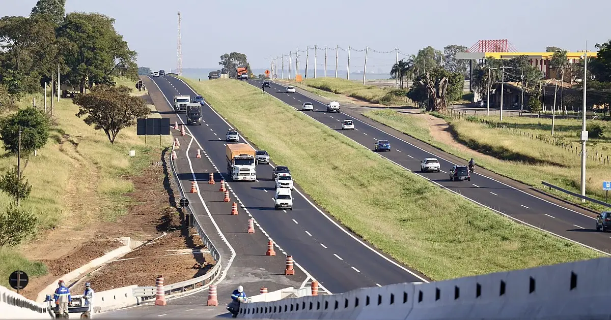 Rodovias da região devem receber quase 400 mil veículos até segunda (13)