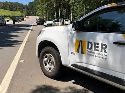 Interdição parcial na Rio-Santos mobiliza equipes do DER-SP em Ubatuba