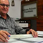 Condenado por lavagem de dinheiro, ex-prefeito Roberto Peixoto volta a ser preso em Taubaté